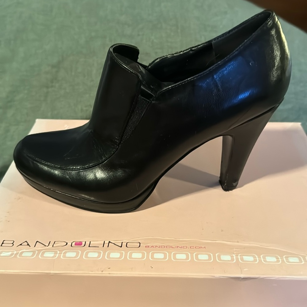 Women’s fashion bootie